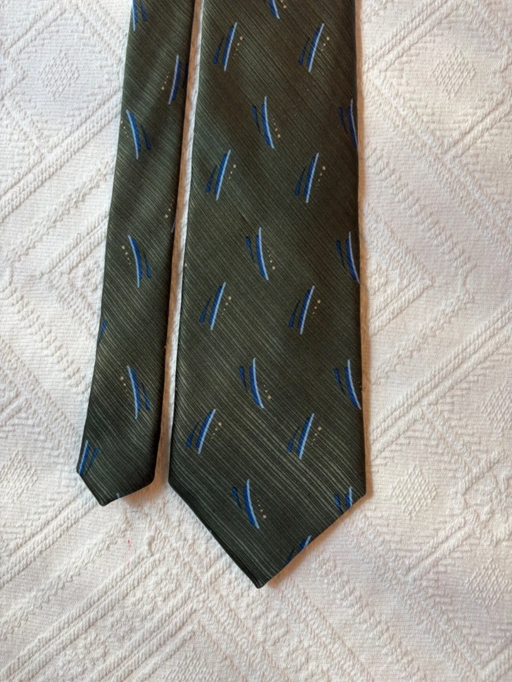 Vintage Countess Mara Olive Green Abstract Silk Tie 4